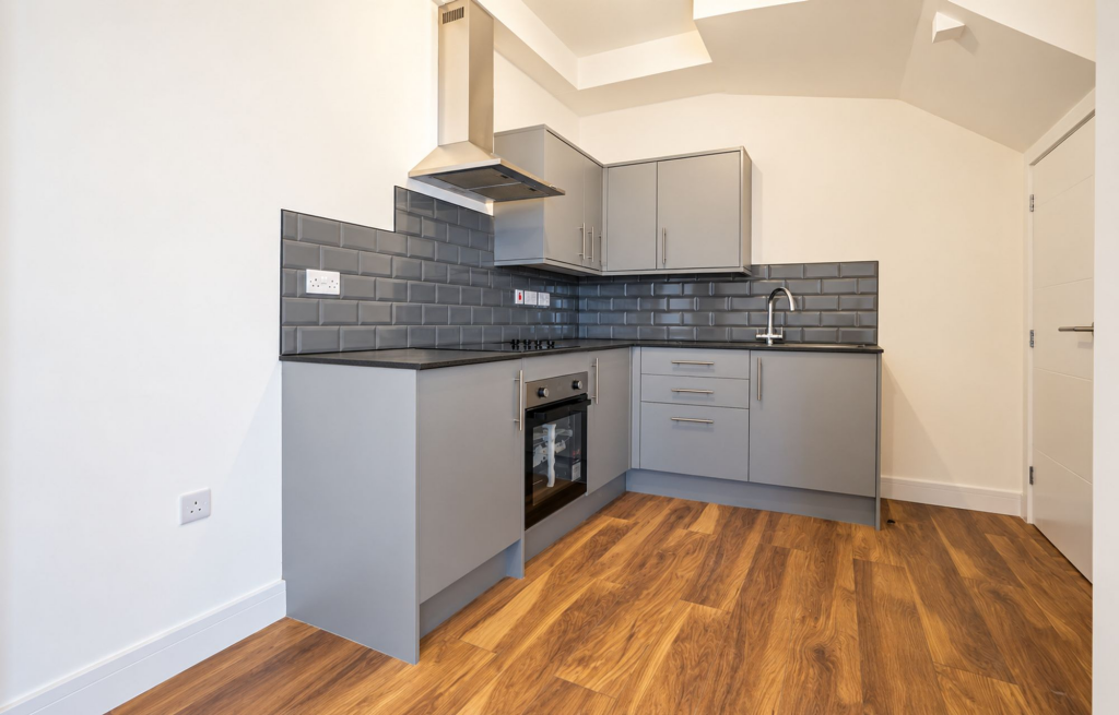 Apartment in Leicester - View 3