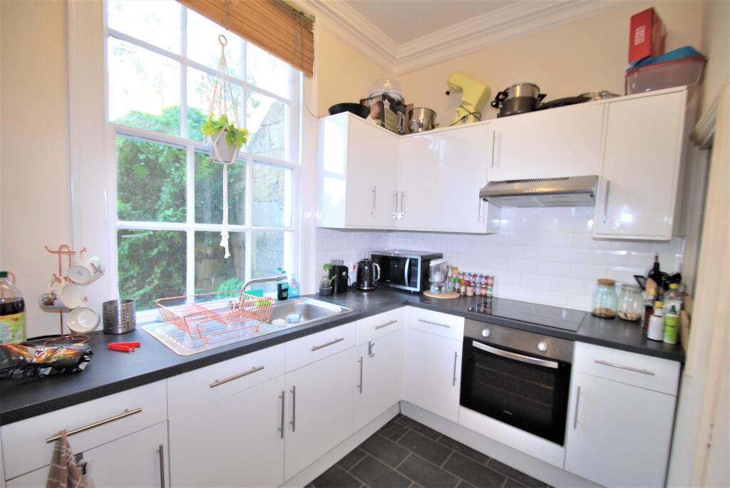 Apartment in Bath - View 3
