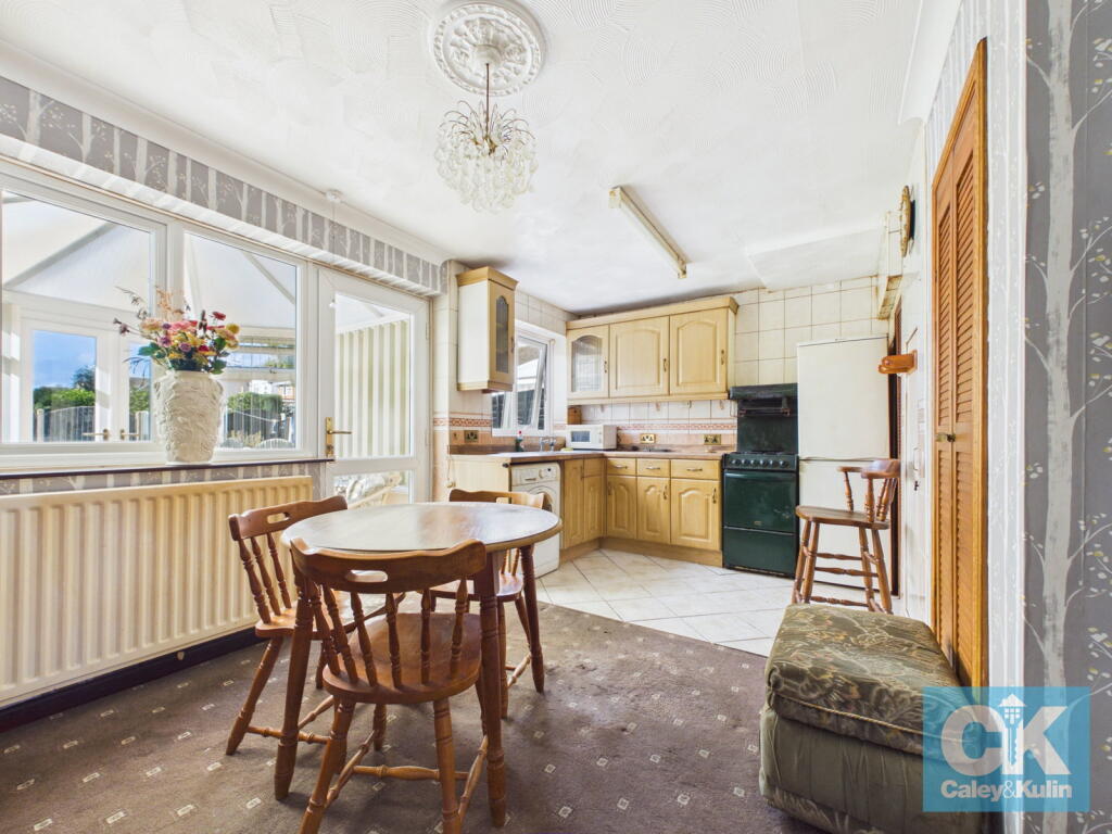 Highfield Road, Heath Hayes, Cannock, WS12 2DX photo 4