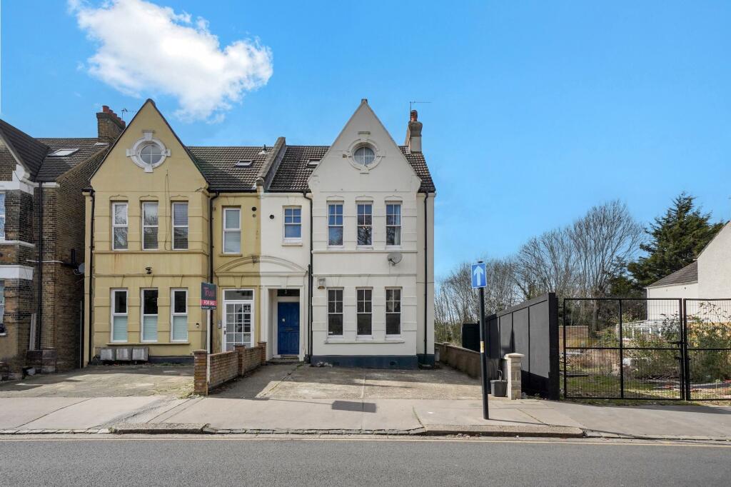 Main image of property: Moreton Road, South Croydon, CR2