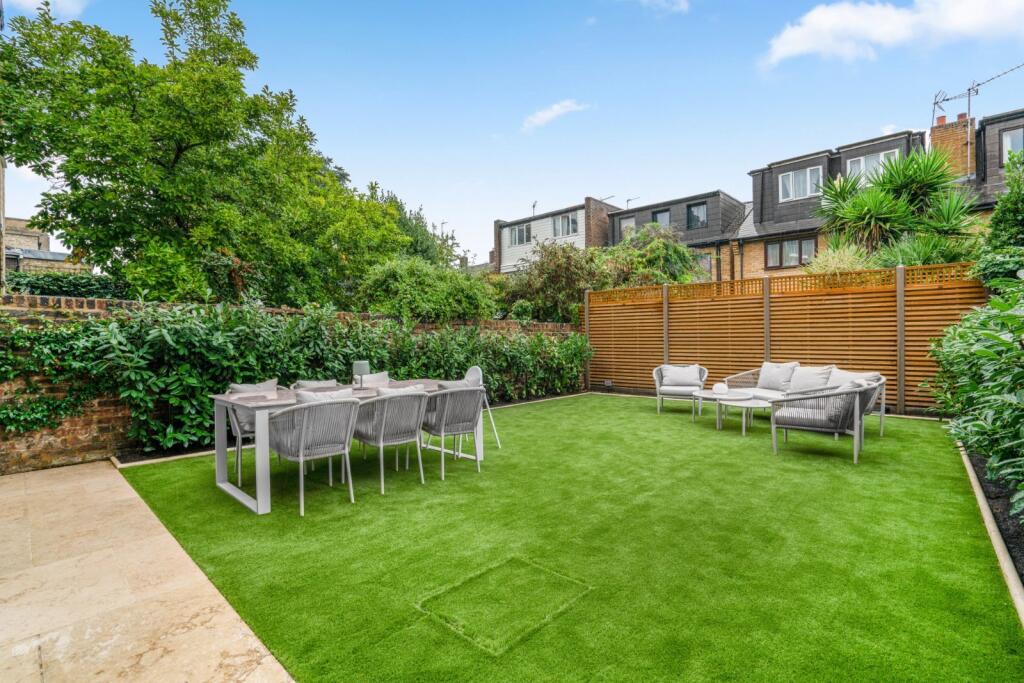 Property photo 8