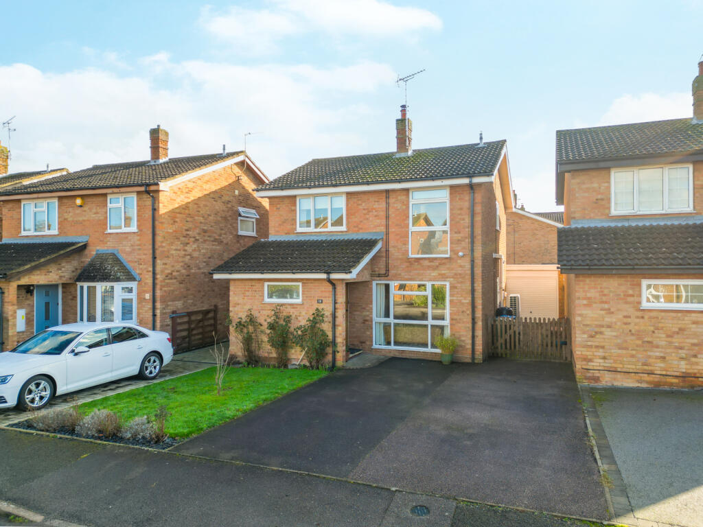 Main image of property: Rushendon Furlong, Pitstone