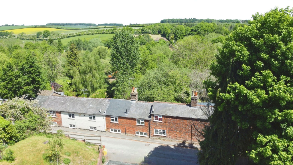 Main image of property: Tin Pit, Marlborough, SN8