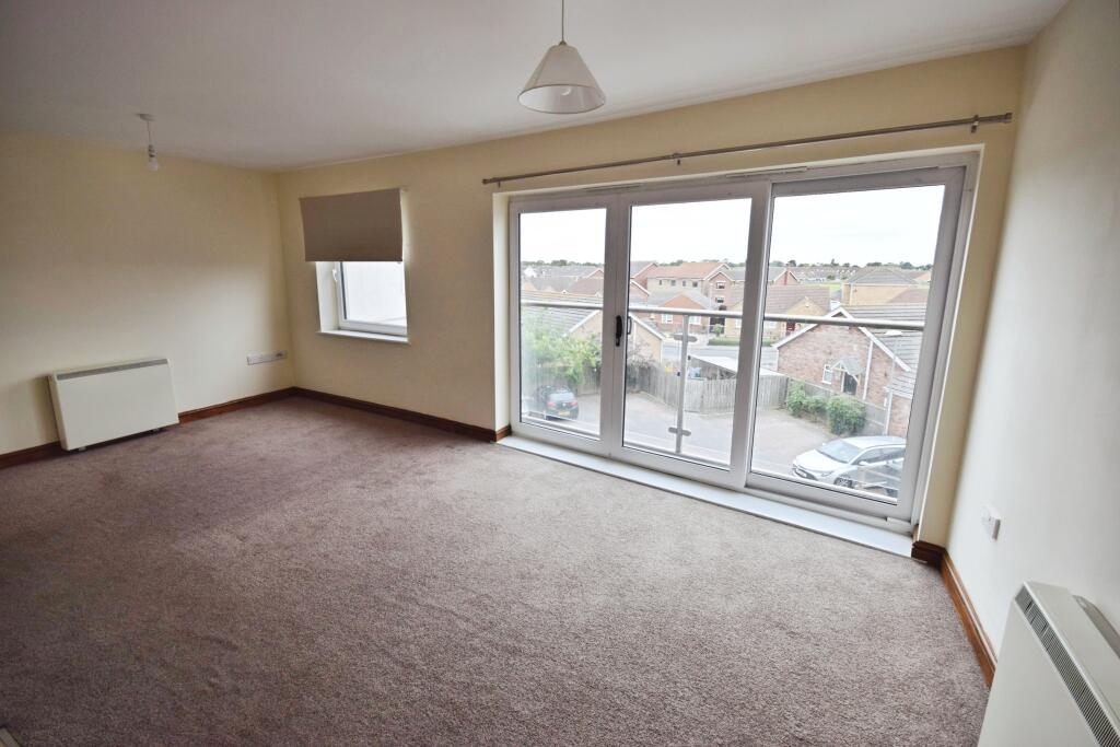 Belton Park Road, Skegness, PE25 photo 4