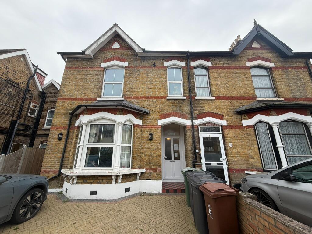 Main image of property: Prospect Hill, E17