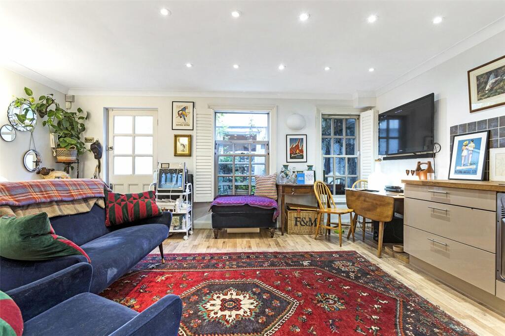 Main image of property: Amwell Street, London, EC1R