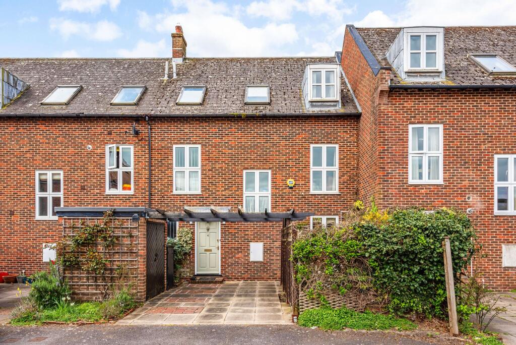 Main image of property: Jubilee Terrace, Chichester, PO19