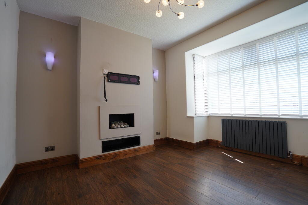 House in Barrow-in-Furness, Newbarns, Barrow - View 4