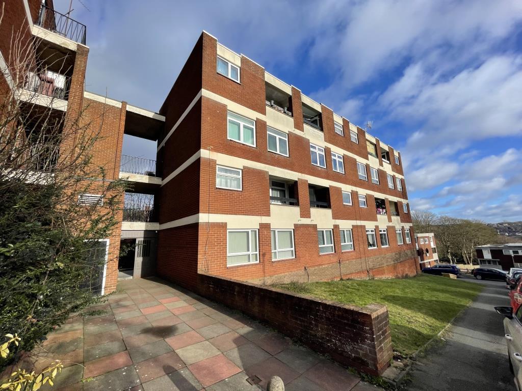 Main image of property: Bundle Hill, Halesowen, B63