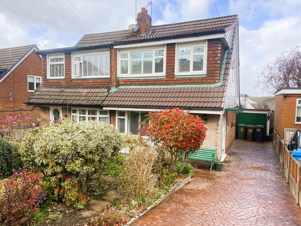 Main image of property: 10 Park Crescent, Chadderton OL9 0QG