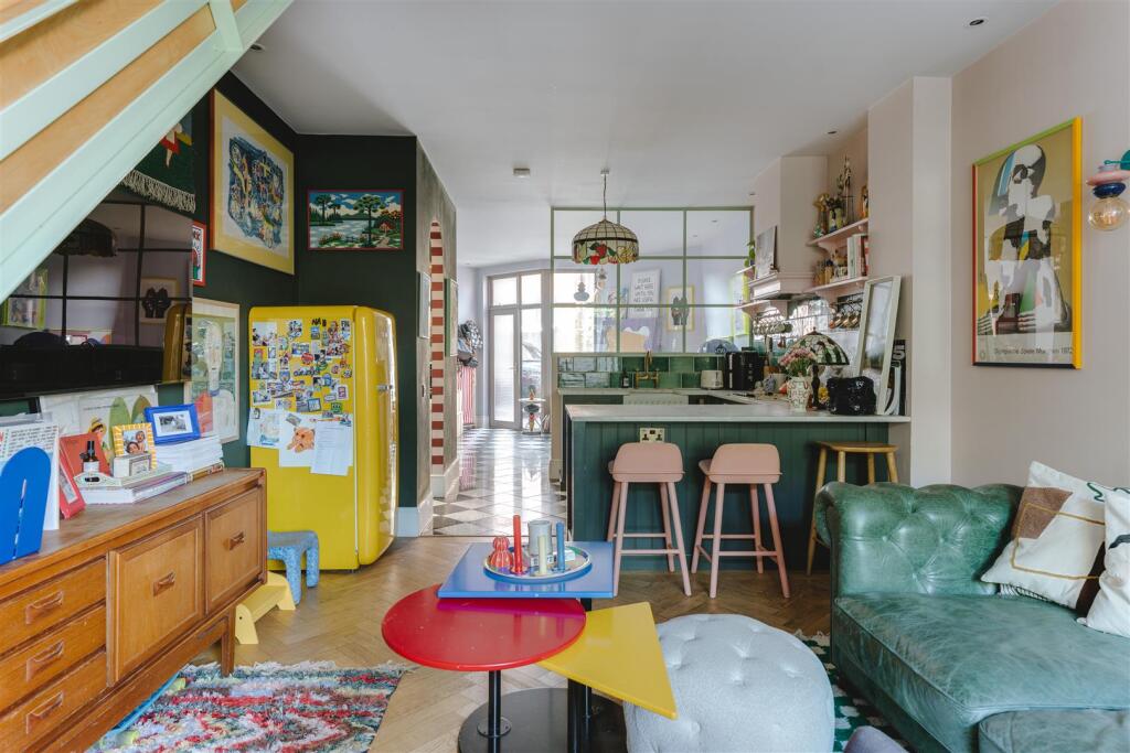 3 Piano Lane, Hackney photo 4