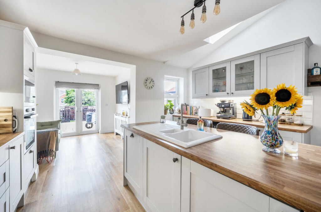 House in Southampton - View 3