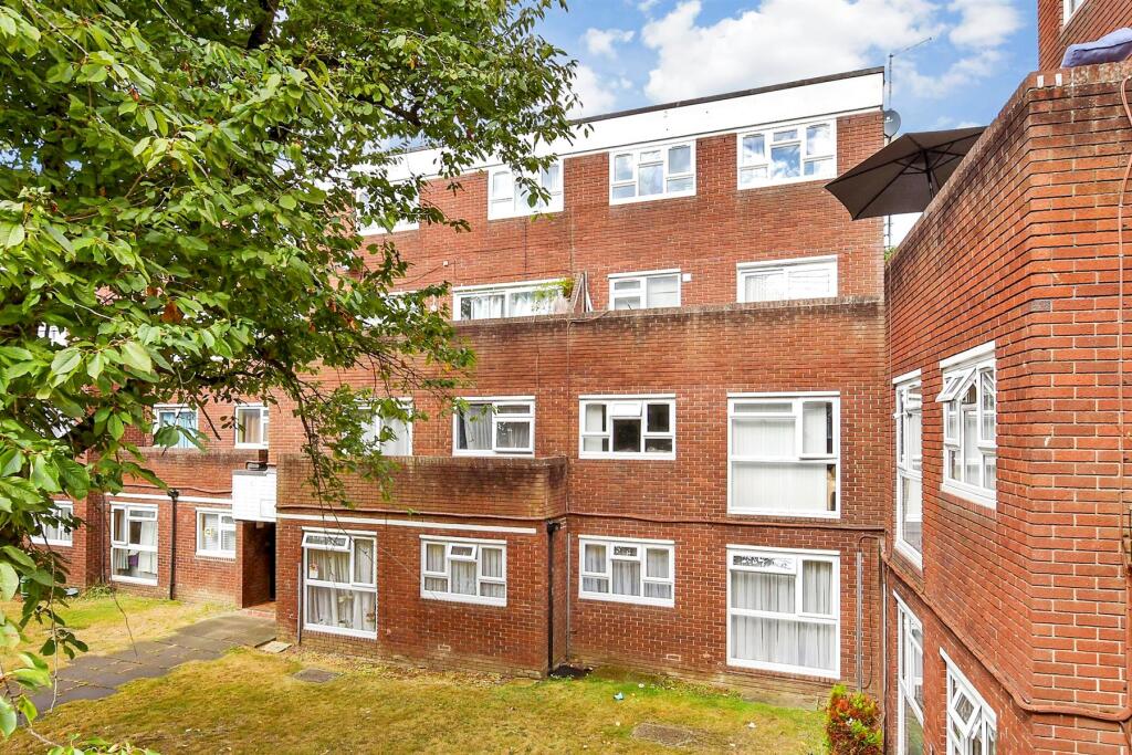 Main image of property: Hazelmere Close, Leatherhead, Surrey