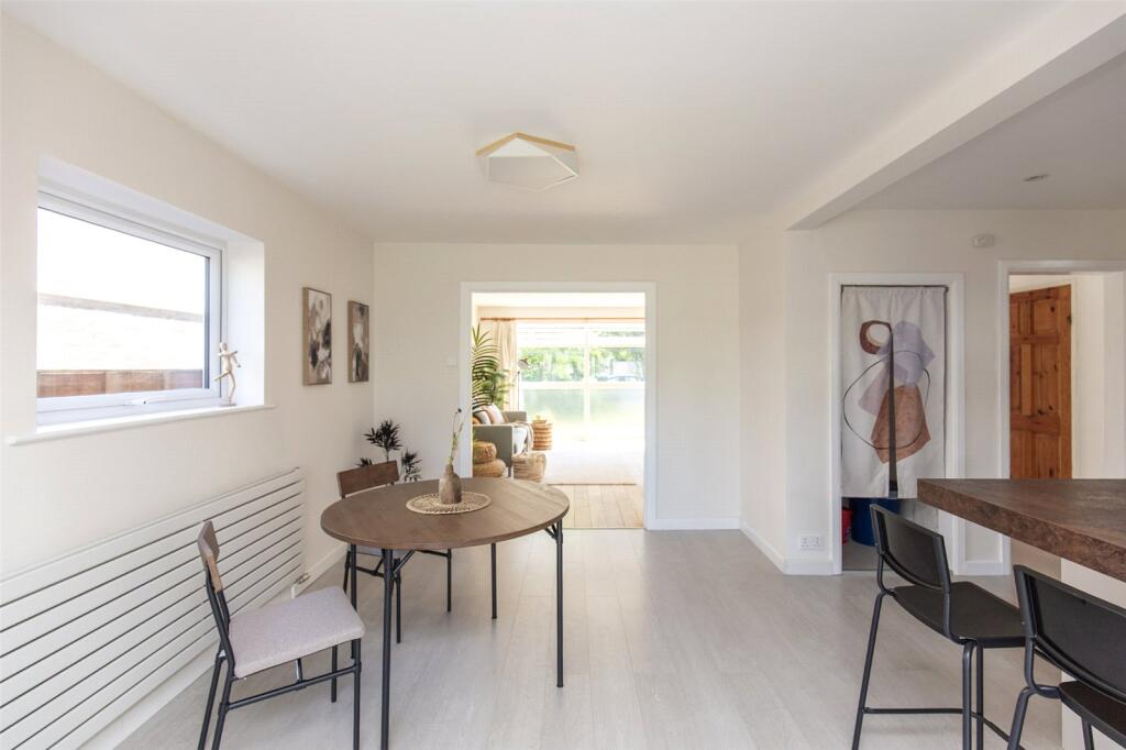 House in Bristol, Golden Hill, Henleaze - More