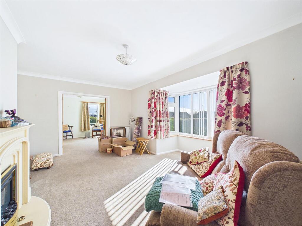 5 Mount Drive, Leyburn DL8 5JQ photo 3