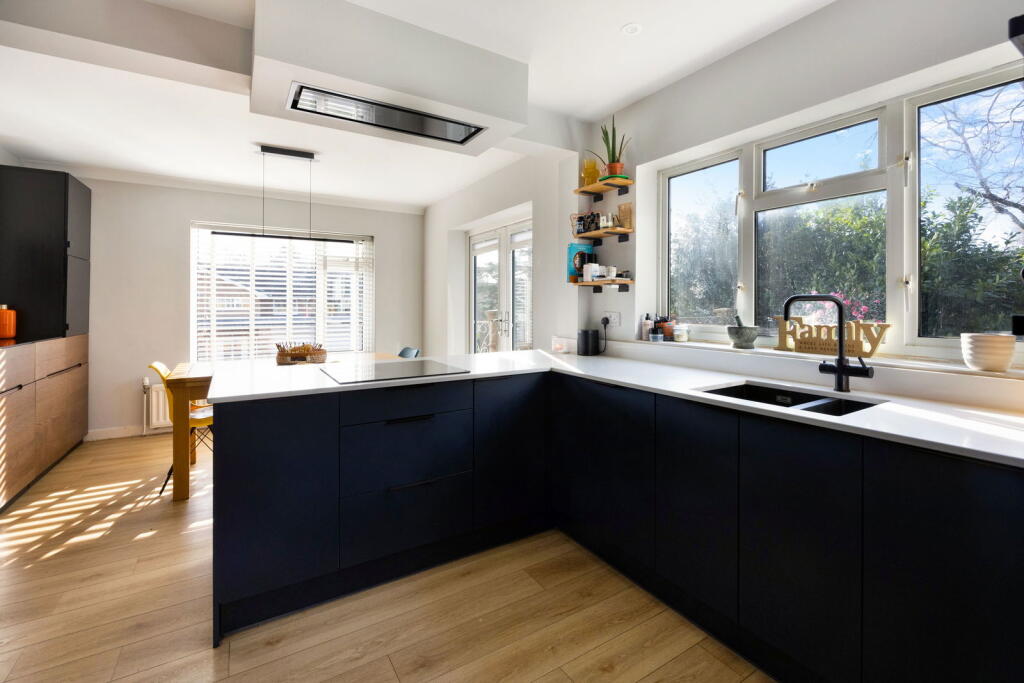 Hetton Gardens, Cheltenham, GL53 8HU - View 4