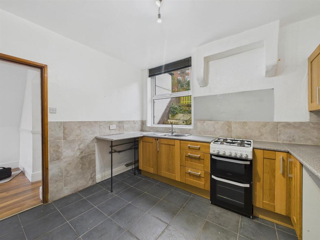 Cowleigh Road, Malvern photo 2