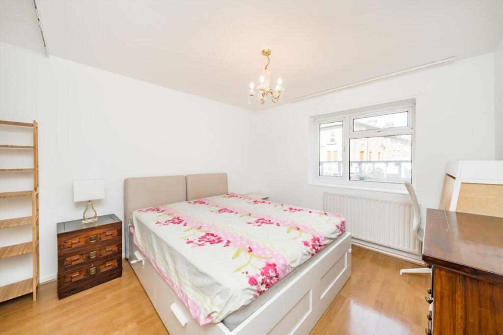 Apartment in London - View 5