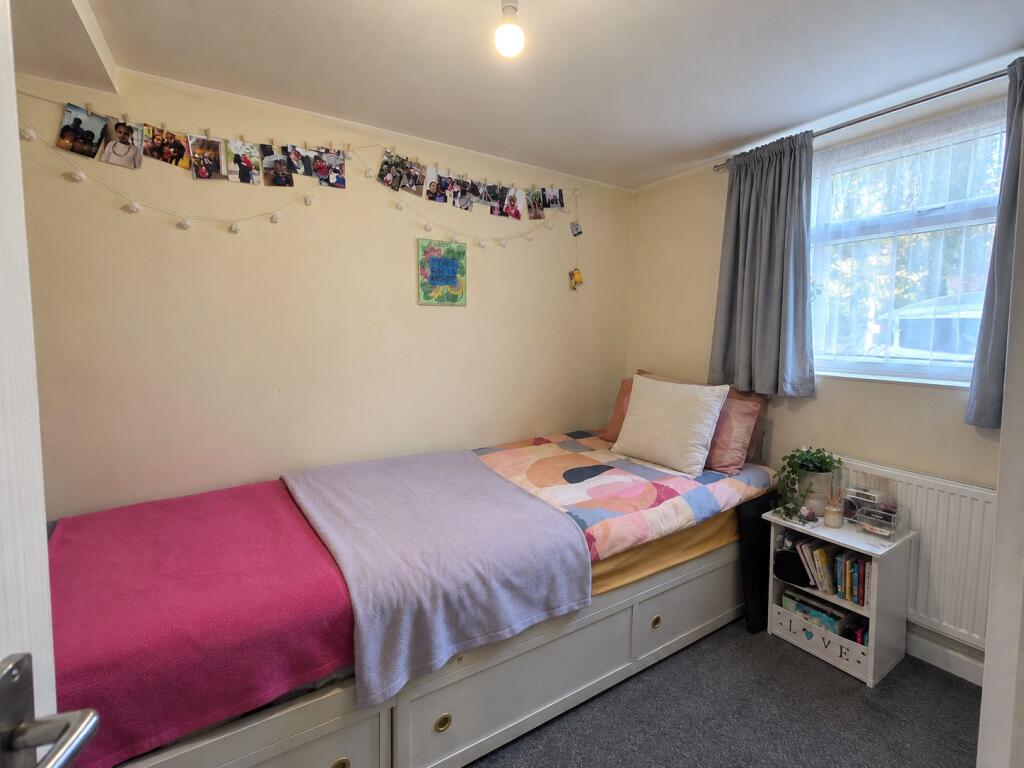 House in London - View 4