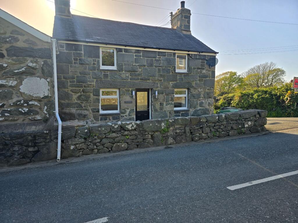 Main image of property: Frondeg, Dyffryn Ardudwy, LL44 2DA