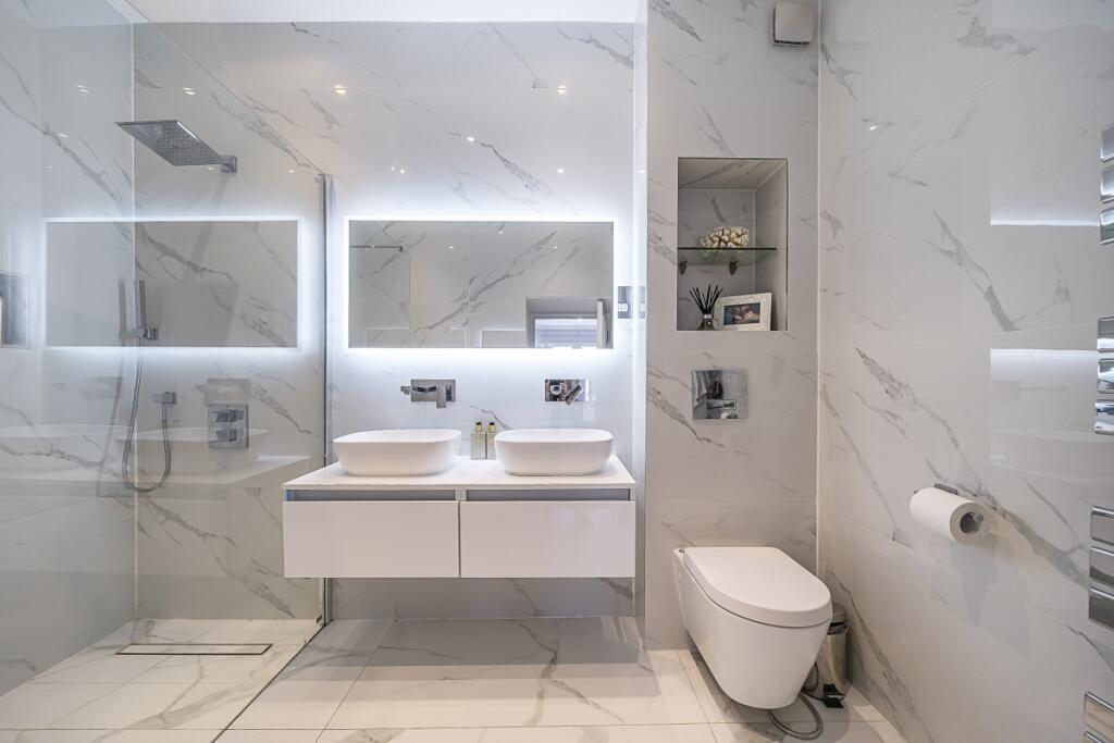 Apartment in London - View 5