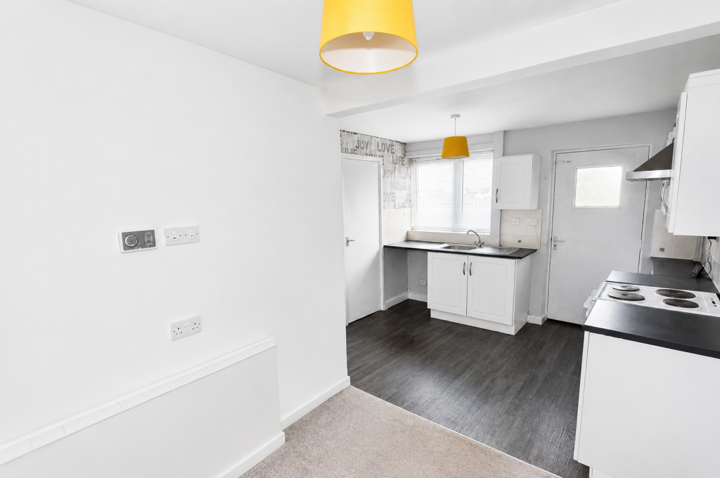 Pennine Lane, Golborne, Warrington, WA3 3EP photo 5