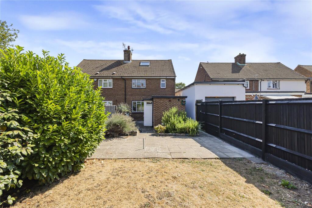 House in Swanley, St Mary's - More
