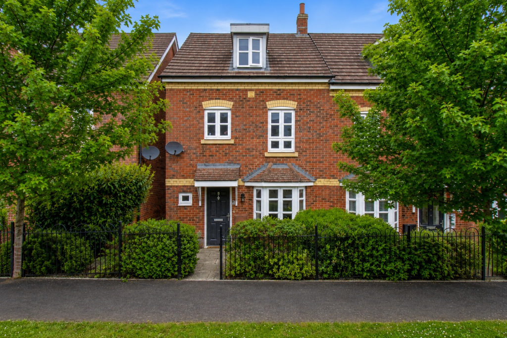 Main image of property: Hill View Road, Malvern, Worcestershire, WR14 1FJ