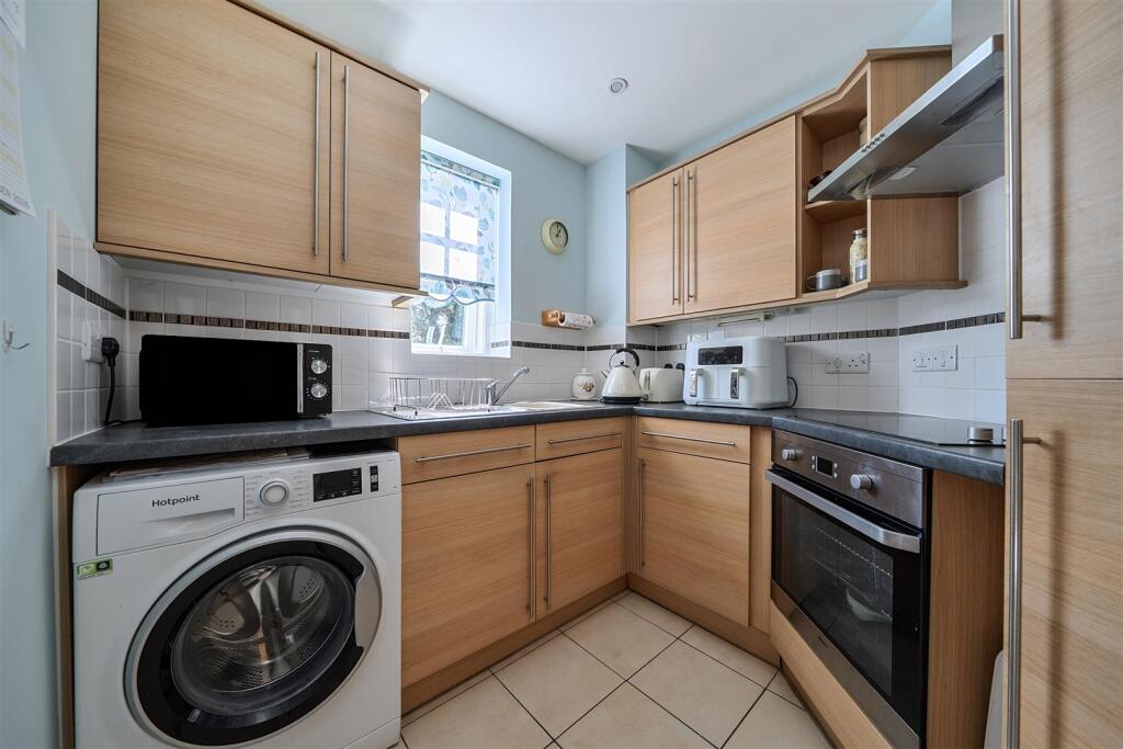 Apartment in Maidstone, Headcorn - View 3