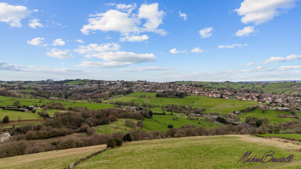Additional image 26 of Viaduct View, Clayton, Bradford, BD14 6FQ