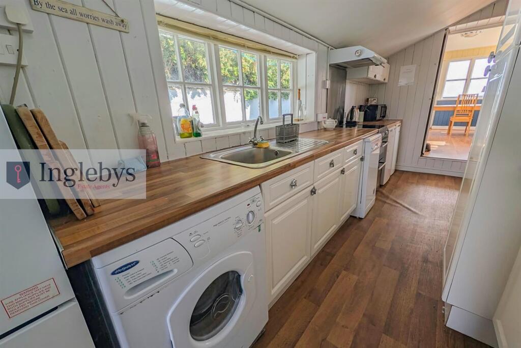House in Stockton-on-Tees - More
