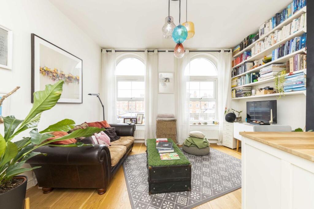 Main image of property: The Oval, Hackney
