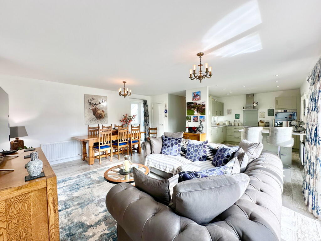 House in Inverness, Highland - More