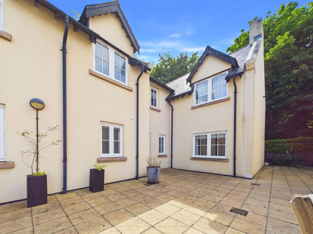 Main image of property: St. Brides Hill, Saundersfoot, SA69