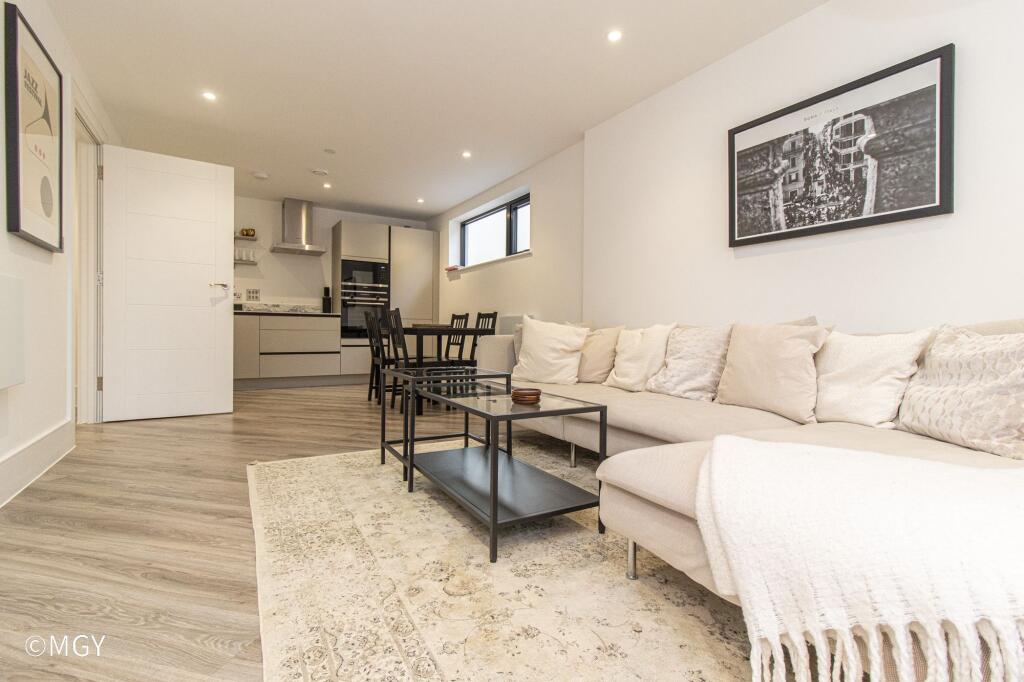 Main image of property: Cathedral Gardens, Pontcanna, Cardiff, CF11 9FN