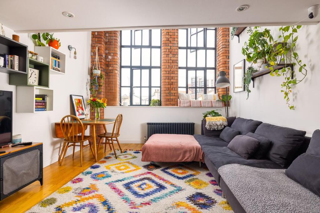 Main image of property: Robinson Building, Bedminster