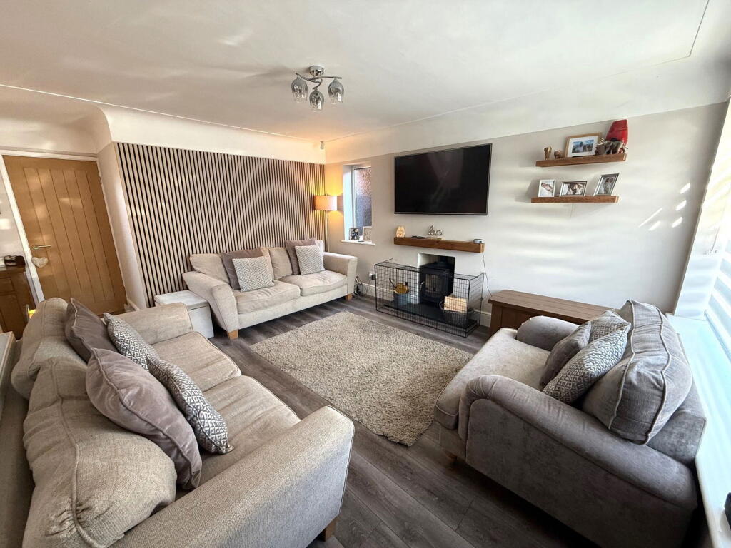 Ambleside close, Bromborough, CH62 photo 3