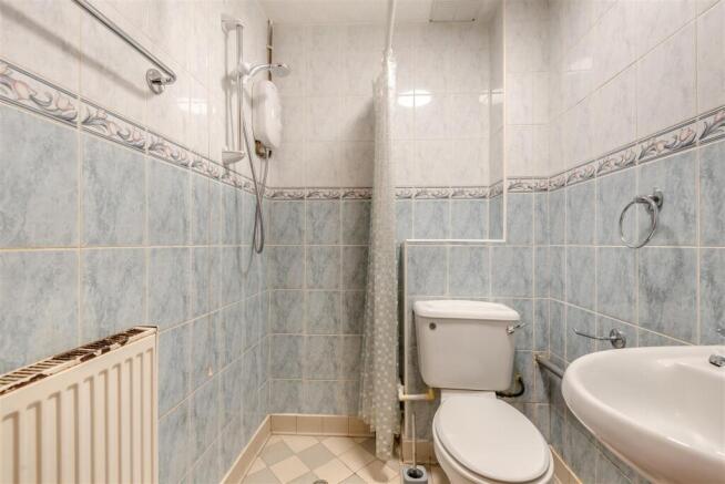 8672402-interior25.jpg