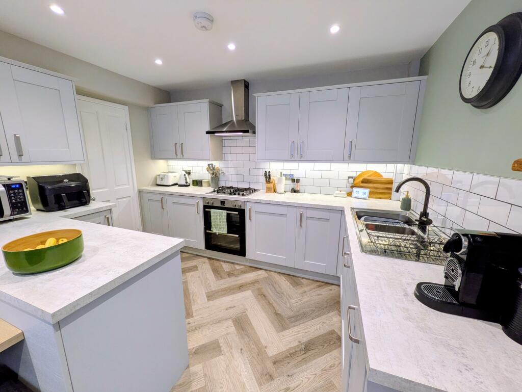 Additional image 7 of Hodgson Lane, Bradford, BD11