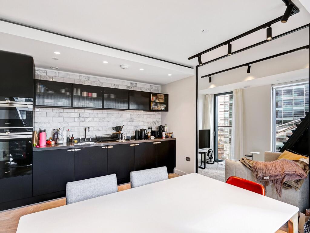 Apartment in London - View 4