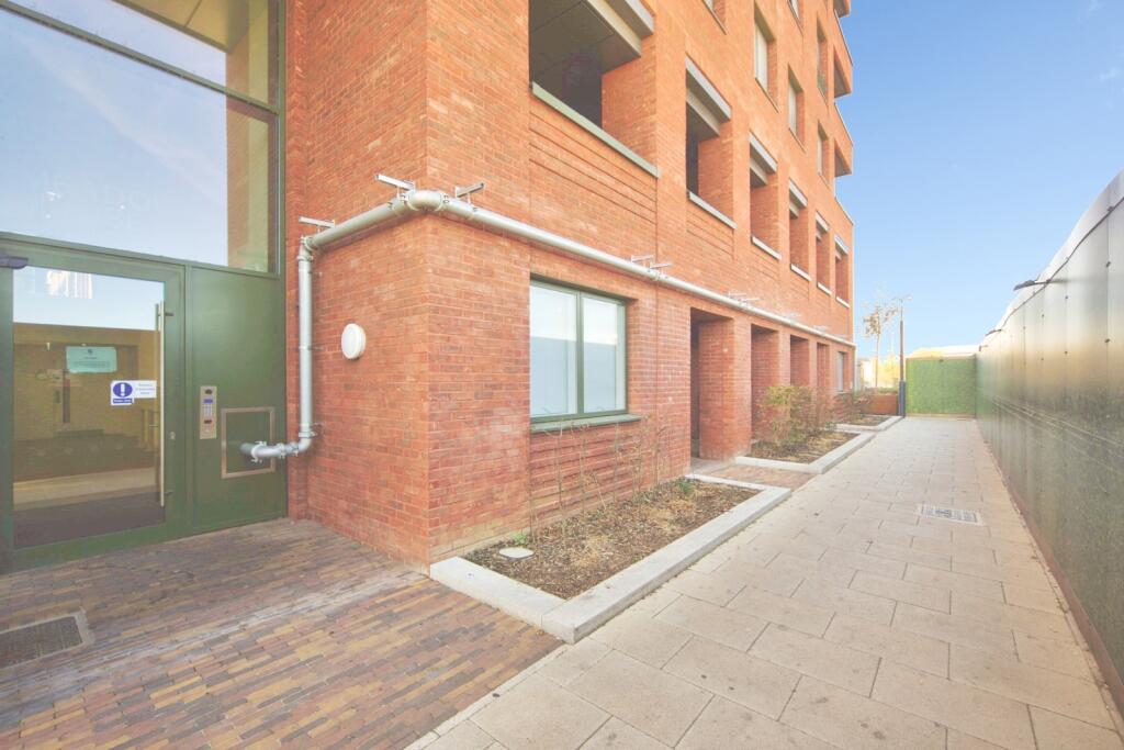 Main image of property: Vernal Way, London, N18
