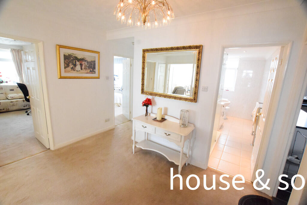 Stunning Panoramic Sea Views, East Cliff, Bournemouth, BH1 photo 4