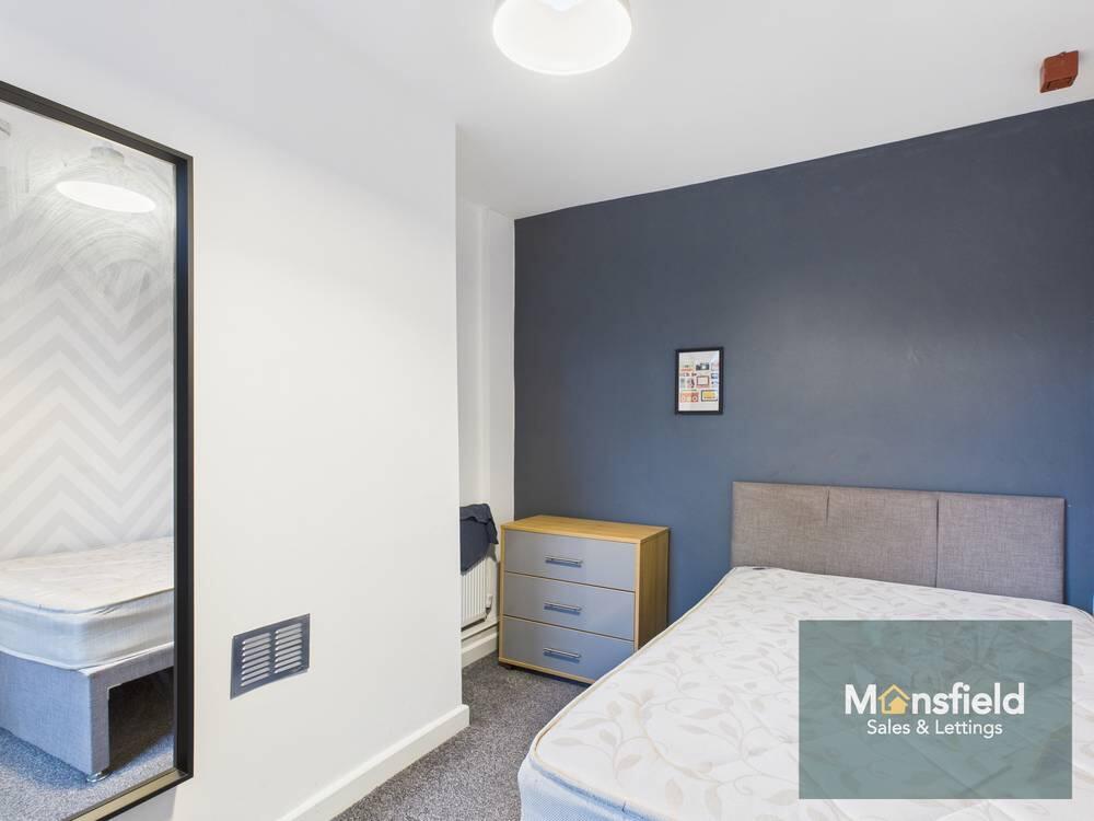 House in Ashfield, Sutton in Ashfield, Nottinghamshire - More