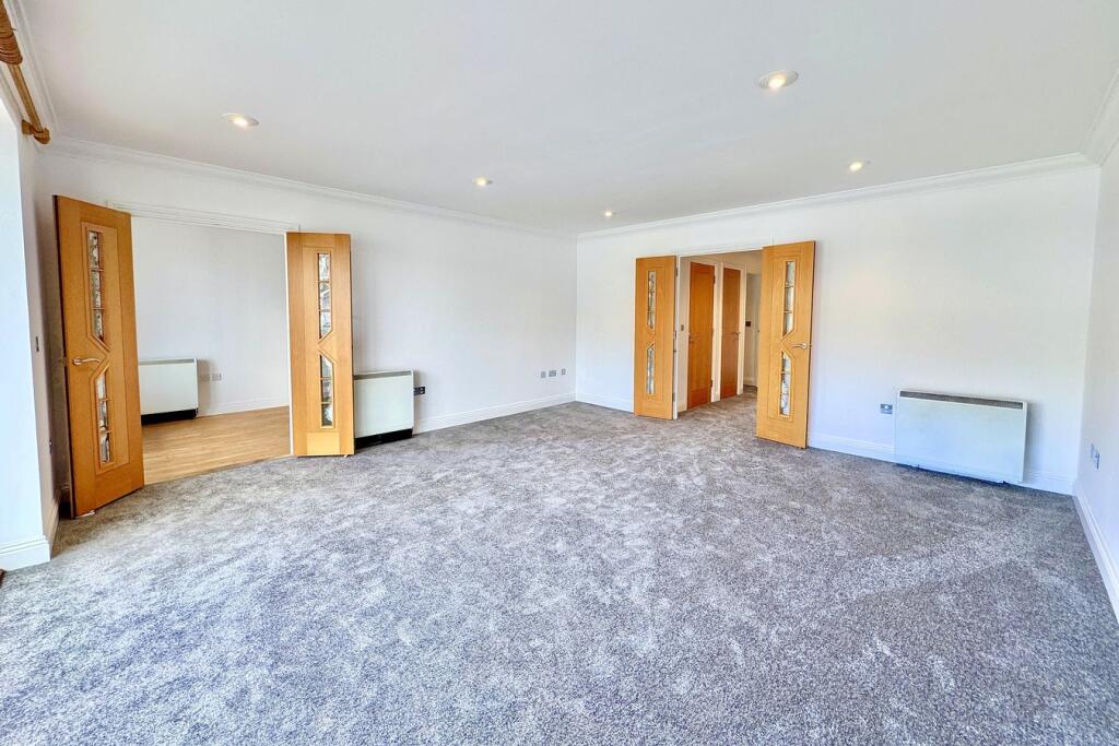 Apartment in Bournemouth, Boscombe - More