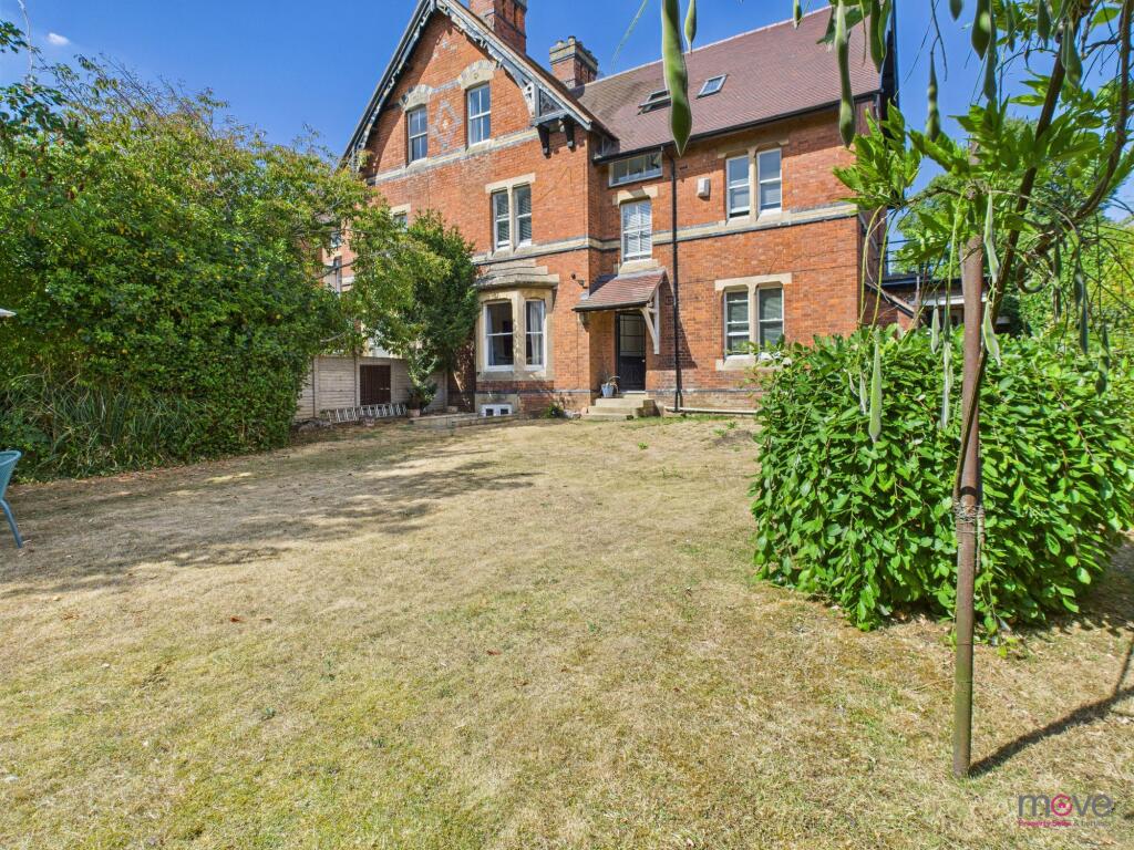 Main image of property: Barnwood Road, Gloucester, GL4