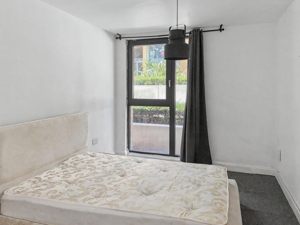 Apartment 252 Southside, St. John's Walk, Birmingham, West Midlands, B5 4TL - More