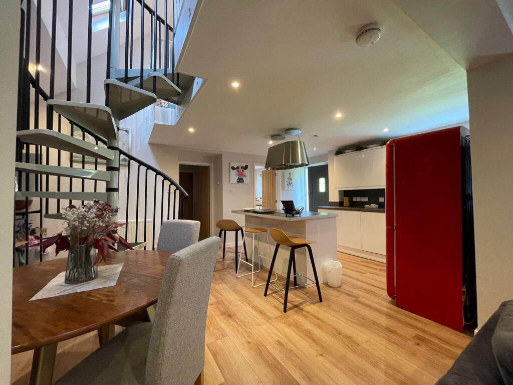 House in Reading - View 5