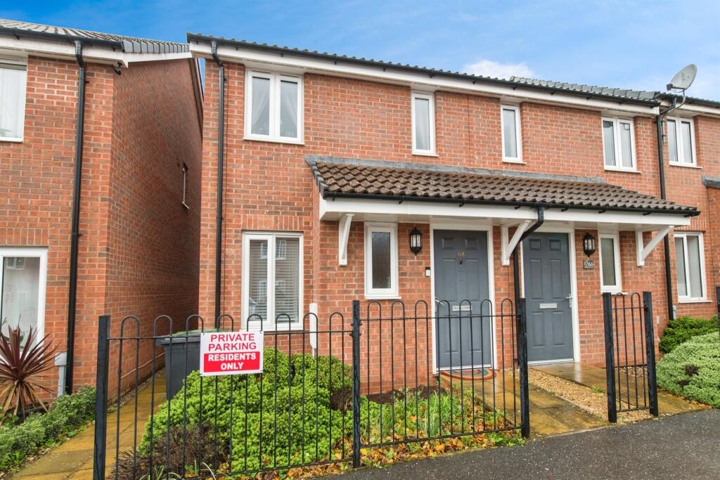 2-bed terraced on Myrtlebury Way, Exeter, £240,000