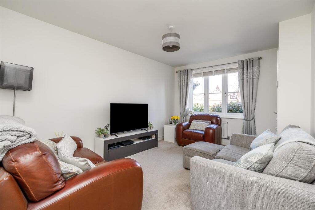 Additional image 2 of Memorial Close, Cheswick Green, Solihull