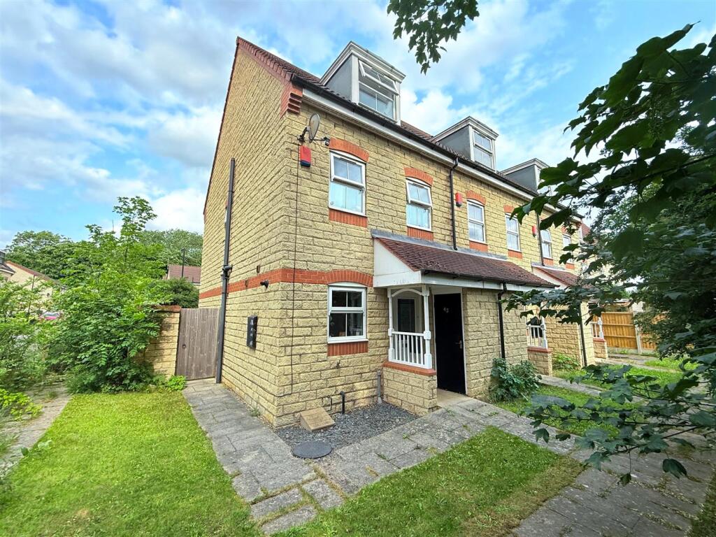 Main image of property: Nunnington Way, Kirk Sandall, Doncaster